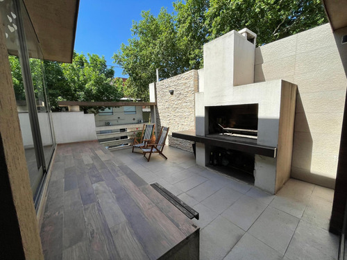 Casa En Venta De 3 Dormitorios En Rep. De La Sexta Con Cochera