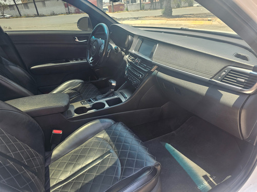 Kia Optima 2.0 L Turbo Gdi Sxl At