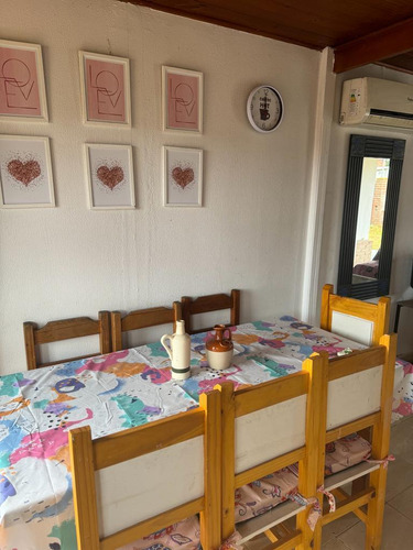 Casa En Venta - 2 Dormitorios 1 Baño - Cochera - 420mts2 - Mar Del Plata