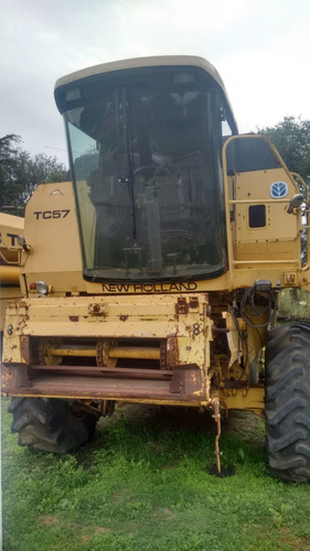 Cosechadora New Holland Tc 57 - Año 1996