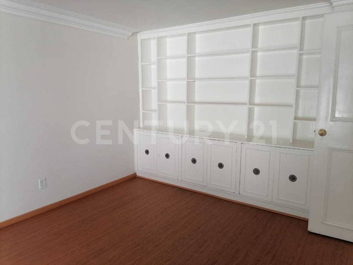 Casa En Venta En Parque San Andrés Coyoacán Cdmx