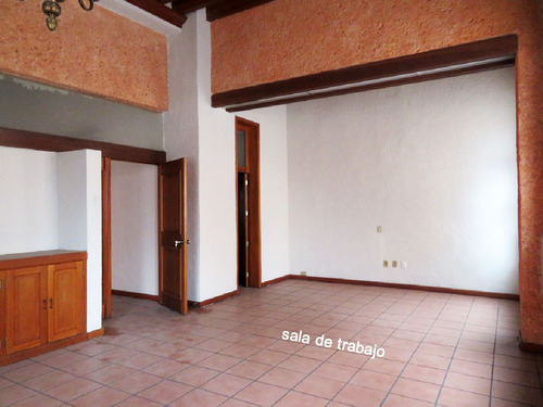 Casa Con Uso De Suelo Para Oficinas En Renta En Centro Historico Queretaro Gc