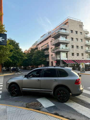 Porsche Cayenne 4.8 V8 Turbo S (957)