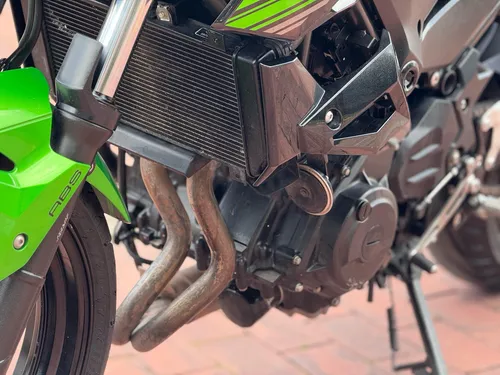 Kawasaki Z400 2021