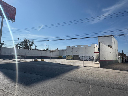 Local En Renta Blvd. Alonso De Torres 952 M2 León, Gto