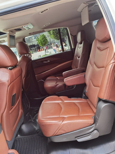 Imagen 8 de 15 de Cadillac Escalade Esv 2015 6.2 Premium V8 At