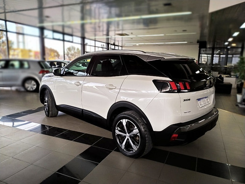 Imagen 6 de 9 de Peugeot 3008
