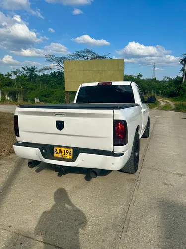 Dodge Ram 5.7 1500 Slt 4x2