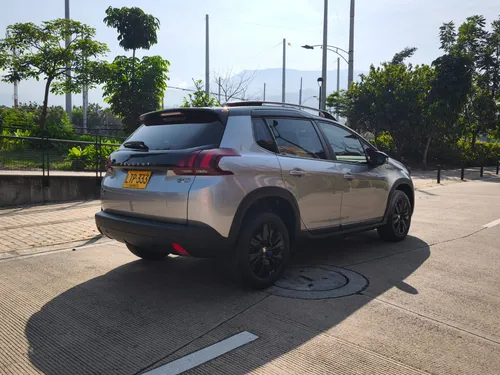Peugeot 2008 Style 1.6 Automatico 2023