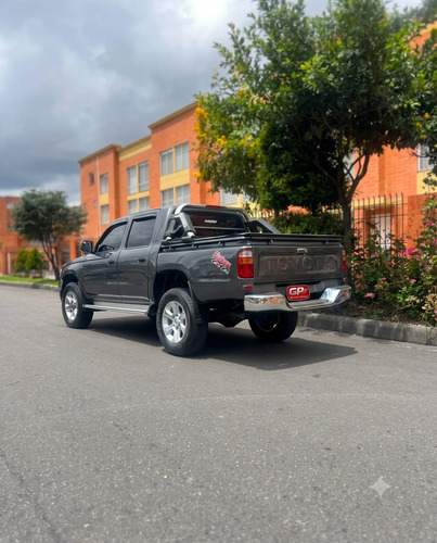 Toyota Hilux 2.4 Ex Hi Rider Plus