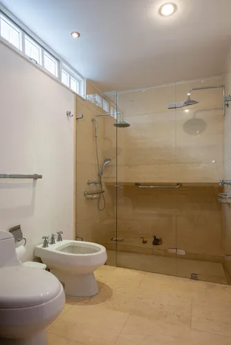 Casa En Venta En Cerros De Niza. Cod V6978