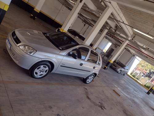 Imagem 13 de 14 de Chevrolet Corsa 2005 1.0 Maxx 5p