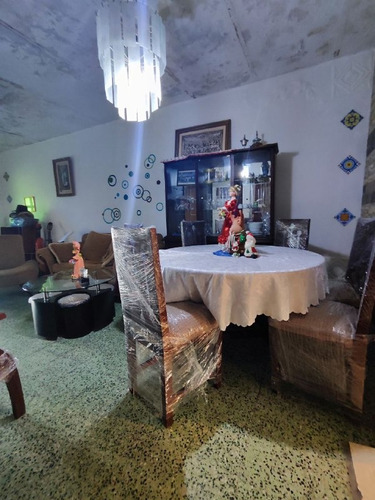 Lisbeth Garcia Vende Casa En Santa Rosa, Maracay