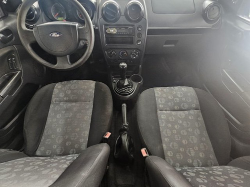 Ford Fiesta Fiesta 1.0 ROCAM HATCH 8V FLEX 4P MANUAL