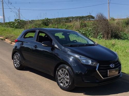 Imagem 8 de 10 de Hyundai Hb20 2017 1.0 Comfort Plus Flex 5p