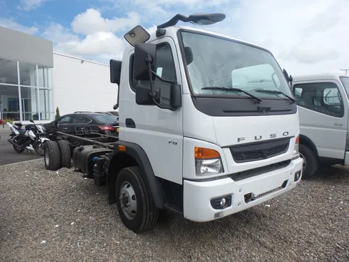 Mitsubishi Fuso Fa Modelo 2023 Mejor Desempeño Mayor Carga