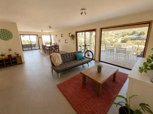 Se Vende Hermosa Parcela Con Casa Principal Y Cabaña