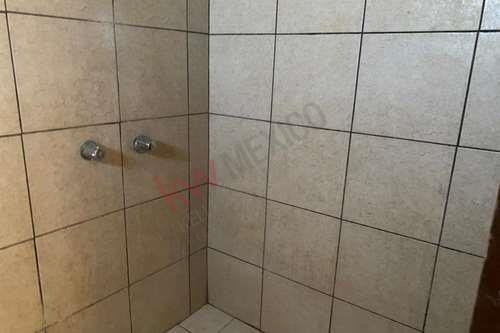 Imagen 6 de 22 de En Venta!! 2 Locales En Esquina Con Una Casa Adjunta! En Flores Magón.. Gran Oportunidad!!