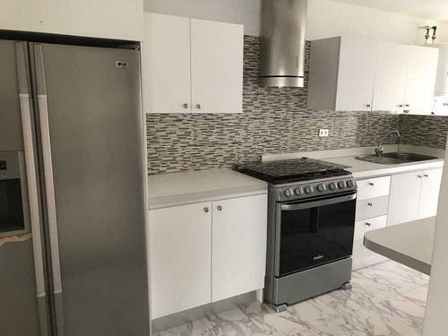 Imagen 19 de 29 de Vendo Apto 100m2 3h/2b/2p Los Naranjos 9416