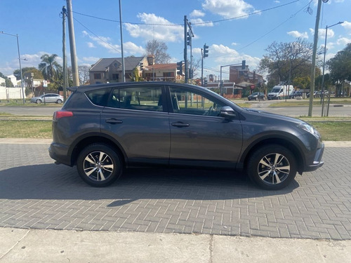 Imagen 6 de 8 de Toyota Rav 4, 2.0 Tx. Modelo 2017.