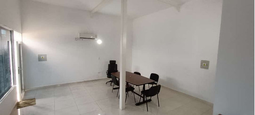 Local Comercial Divina Pastora Ve02-1747st-mtru