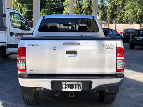 Toyota Hilux 3.0 Srv 4x4 Manual