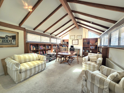 Amplia Casa: Ideal Para Familias Grandes