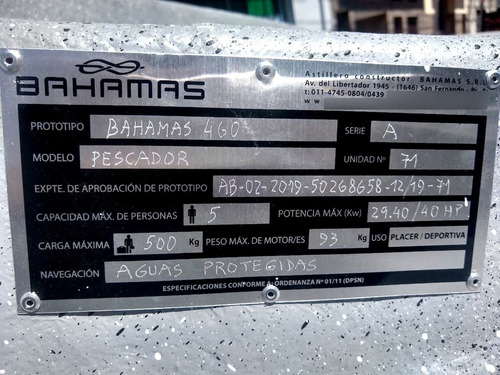 Tracker Bahamas 460