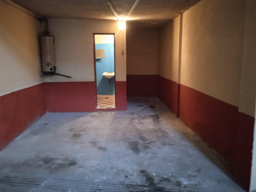Bodega Comercial Sobre Av. Oceanía