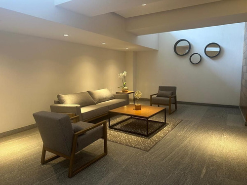 Departamento En Venta Para Remodelar En Bosques Cumbres Reforma (m2d3213)