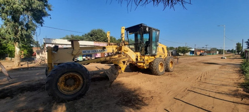 Motoniveladora New Holland Rg170b