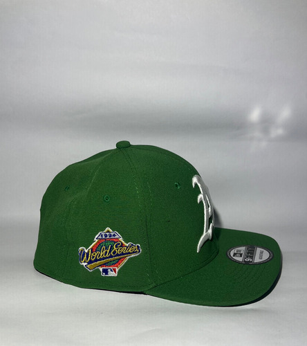 Gorra Athletic's Newera (cerrada) Verde 7 1/4 Lisa