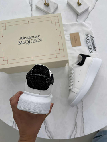 Alexander Mcqueen