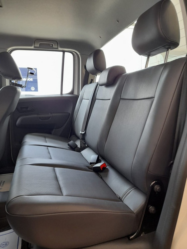 Imagen 15 de 25 de Volkswagen Amarok Trendline 140cv 4x2 Mt Stock 2023 Sb