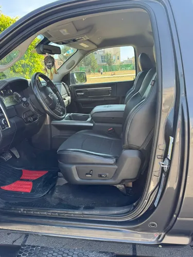RAM Ram 2500 5.7 R/t Regular Cab 2500 4x4 At