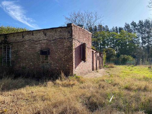Imagen 10 de 10 de Lote De 3500 Mts Con Casa A Reciclar En Venta Mercedes B