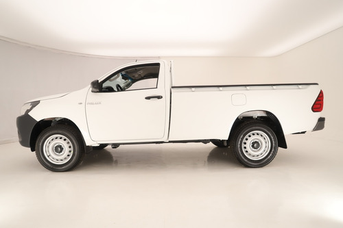 Imagen 6 de 15 de Toyota Hilux 2.4 Cs Dx 150cv 4x2 My22