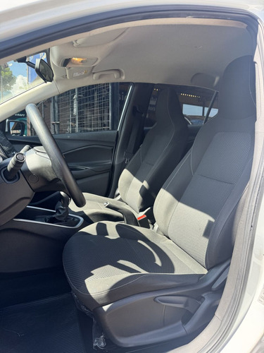 Chevrolet Onix ONIX SEDAN Plus LT 1.0 12V Flex 4p Mec.