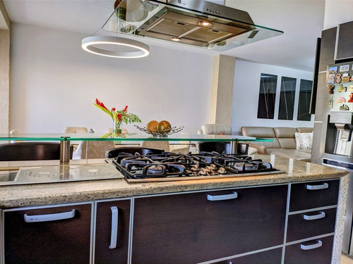 Imagen 2 de 25 de Town House En El Conjunto Exclusivo En Villas Del Country, Guataparo Terrazas Del Country Club Fg