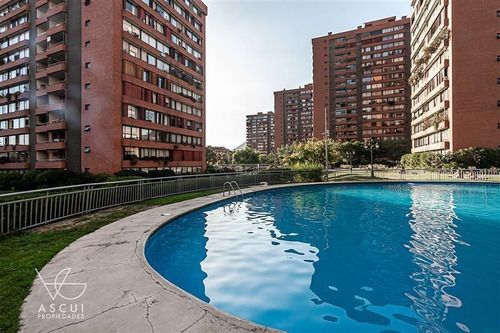 Departamento En Venta De 3 Dorm. En Vitacura