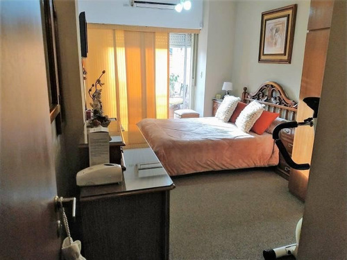 Venta Hermoso Departamento 2 Amb- Villa Ballester Centro