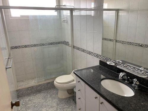 Imagen 10 de 14 de Apartamento En Venta Los Palos Grandes. Código 21-26711 Mrodriguez