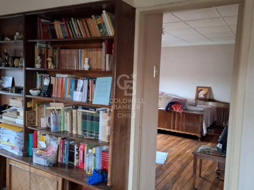 Casa En Barrio Antiguo De Osorno, Habitacional O Comercial