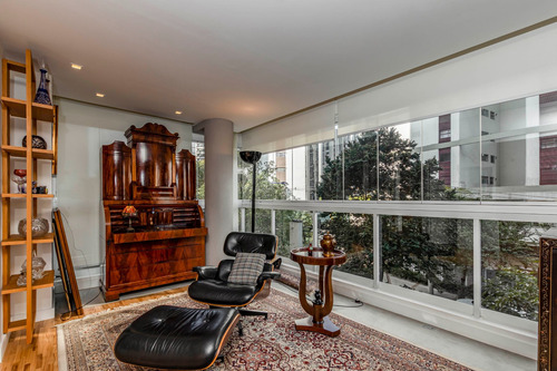 Imagem 8 de 20 de Apartamento 236m², 03 Dormitórios (sendo Suítes), 04 Banheiros E 04 Vagas Na Garagem. Condomínio Com Portaria, Segurança 24hrs, Piscina, Salão. - 21011309 - 68998718