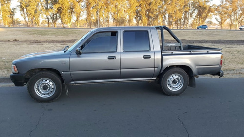 Imagen 2 de 16 de Toyota Hilux 2.8 Dlx 4x2 2000 400.000km Reales Vremy