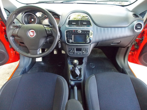 Fiat Punto 1.6 16v Sporting Uconnect + Nav 2016 Carbone