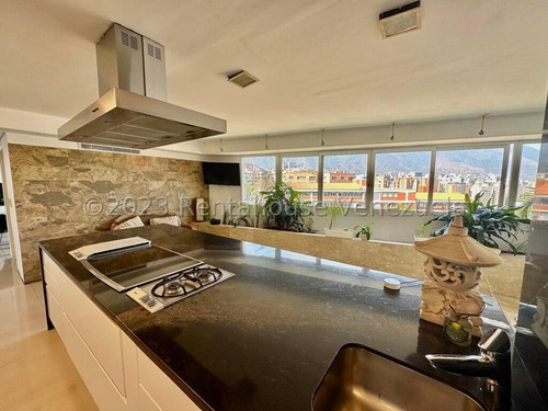 Se Vende Bello Apartamento En Las Mercedes Mls 25-12287