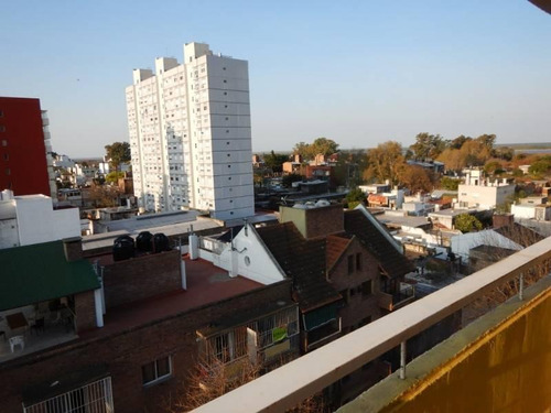 Imagen 1 de 9 de En Venta Zona Politecnico