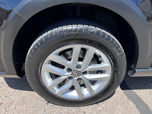 Imagen 23 de 23 de Volkswagen Suran 1.6 Highline Msi 110cv Techo - Cuero - Gps