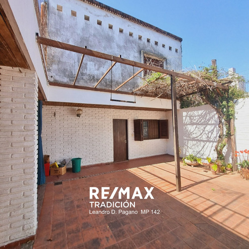 Casa Venta 3dorm C/ Pileta Microcentro Resistencia